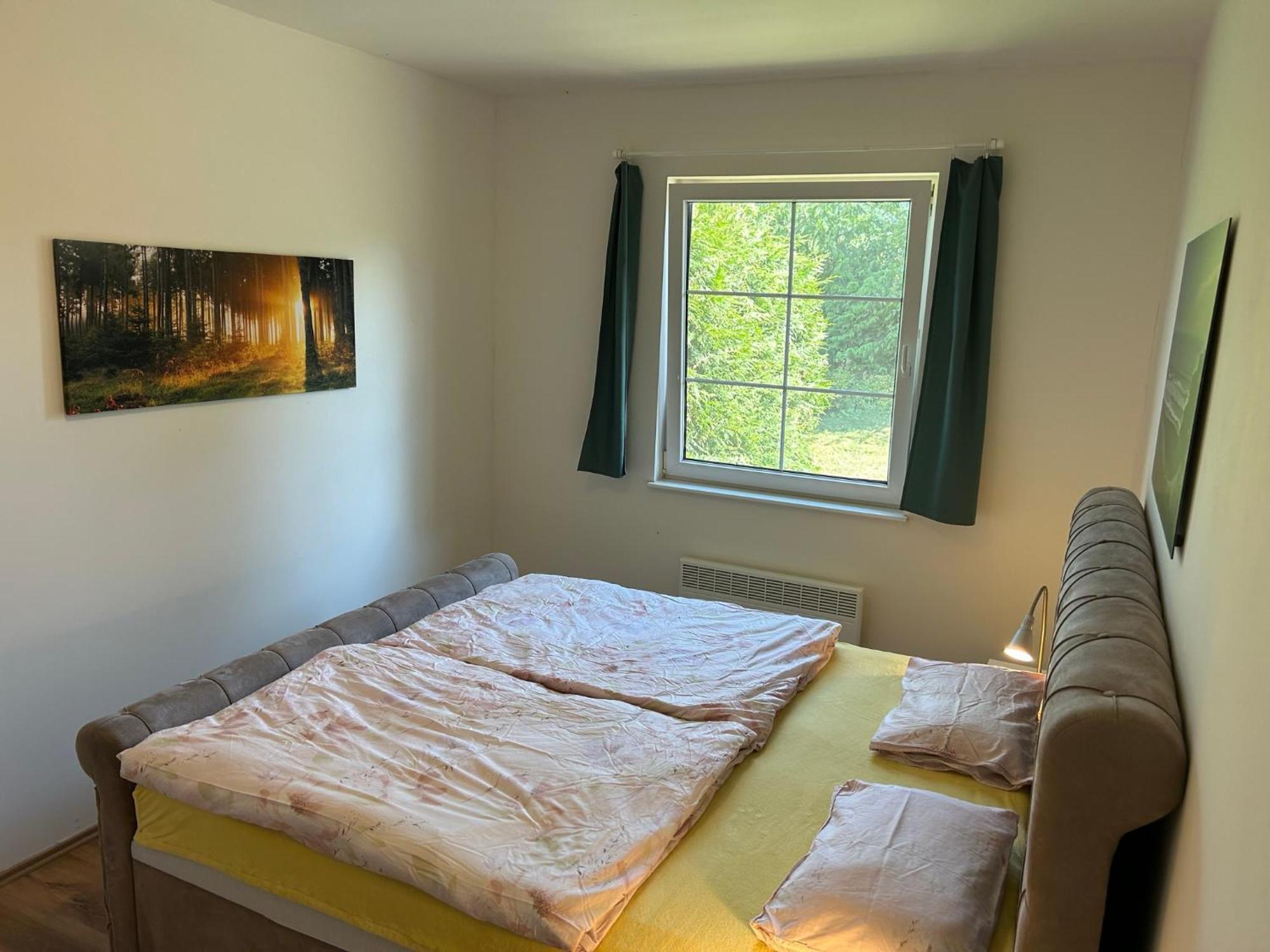 Chalupa Měňany - Karlštejn Beroun  Exteriér fotografie
